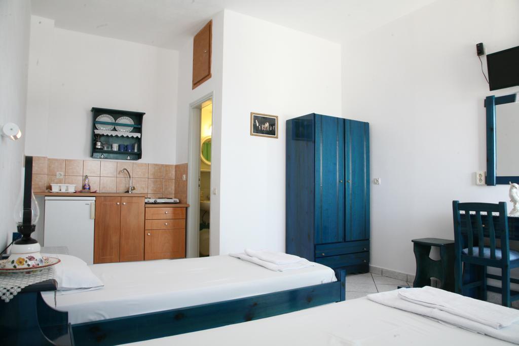 Panselinos Hotel Anafi Exterior photo