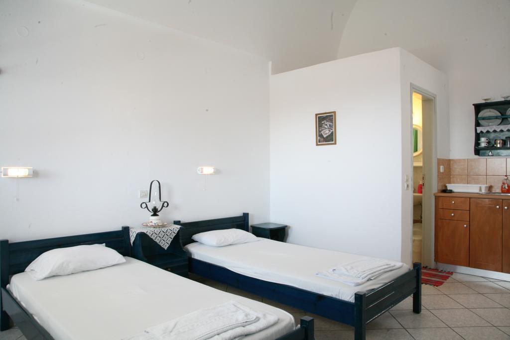 Panselinos Hotel Anafi Exterior photo