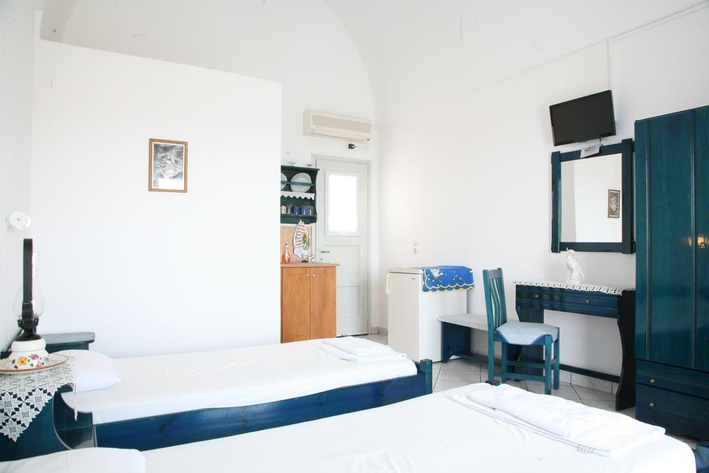 Panselinos Hotel Anafi Exterior photo